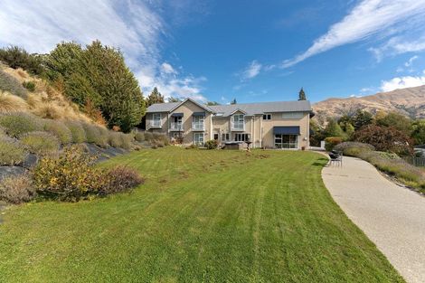 Photo of property in 16 Tenby Street, Wanaka, 9305