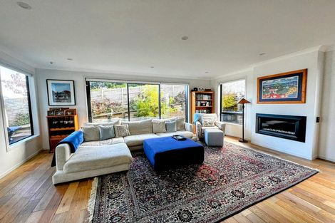 Photo of property in 8 The Track, Plimmerton, Porirua, 5026