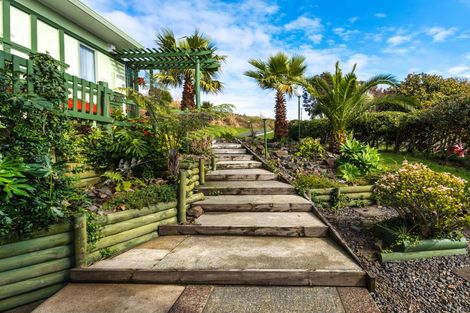 Photo of property in 536 Kaipara Road, Papakura, 2582