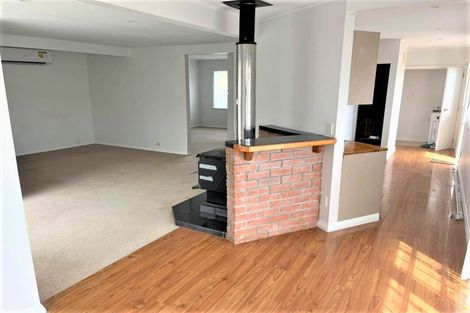 Photo of property in 25 Fitzherbert Road, Wainuiomata, Lower Hutt, 5014