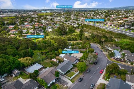 Photo of property in 34 Redwood Drive, Massey, Auckland, 0614