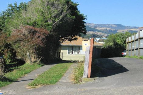 Photo of property in 33 Takapuwahia Drive, Takapuwahia, Porirua, 5022