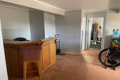 Photo of property in 20 Laser Place, Bayview, Auckland, 0629