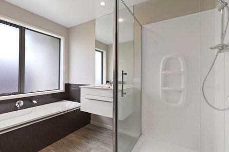 Photo of property in 128 Puhirake Crescent, Pyes Pa, Tauranga, 3112