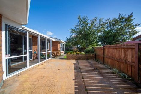 Photo of property in 28 Nikau Street, Inglewood, 4330