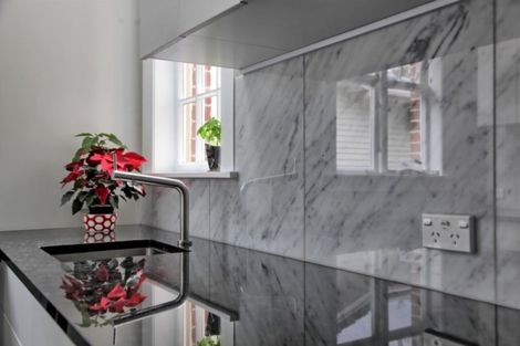 Photo of property in 24 Hinau Street, Woburn, Lower Hutt, 5010