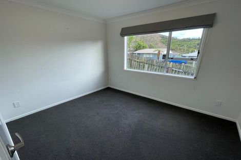 Photo of property in 13 Oaklands Grove, Clouston Park, Upper Hutt, 5018