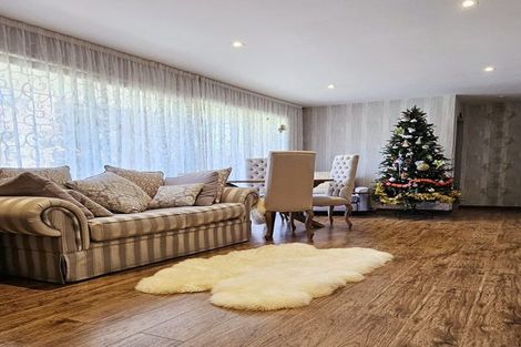 Photo of property in 3/7 The Avenue, Albany, Auckland, 0632