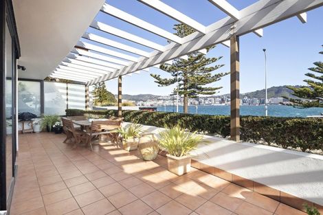 Photo of property in 1/326 Oriental Parade, Oriental Bay, Wellington, 6011