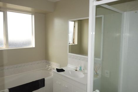 Photo of property in 5 Topham Lane, Hornby, Christchurch, 8042