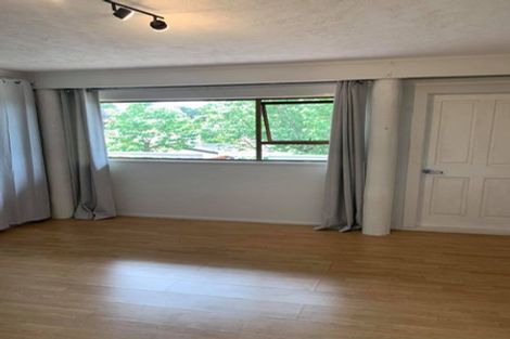 Photo of property in 45 Agincourt Street, Glenfield, Auckland, 0629