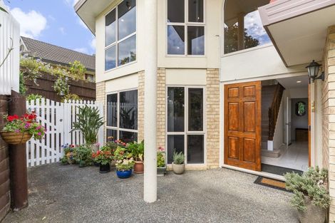 Photo of property in 64 Whitford Road, Botany Downs, Auckland, 2014