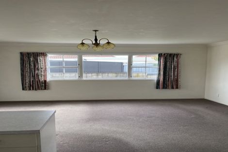 Photo of property in 1 Marnane Terrace, St Andrews, Hamilton, 3200
