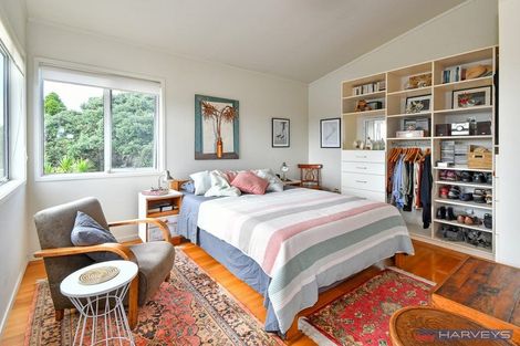 Photo of property in 88 Howard Road, Orere Point, Papakura, 2585