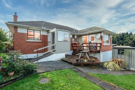 Photo of property in 33 Brockville Road, Glenross, Dunedin, 9011