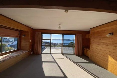 Photo of property in 21 Melandra Road, Stanmore Bay, Whangaparaoa, 0932