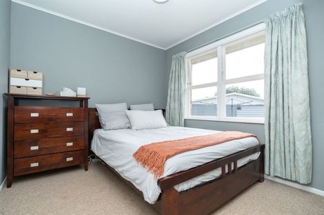 Photo of property in 6 English Street, St Andrews, Hamilton, 3200