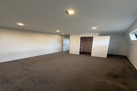 Photo of property in 23 James Paige Lane, Riverhead, Albany, 0793