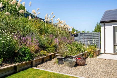 Photo of property in 28 Naylor Street, Clyde, 9330