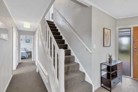 Photo of property in 8 Cohen Place, Milson, Palmerston North, 4414