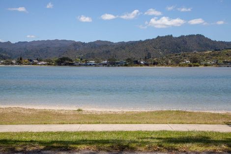 Photo of property in 114 Paku Drive, Tairua, 3508