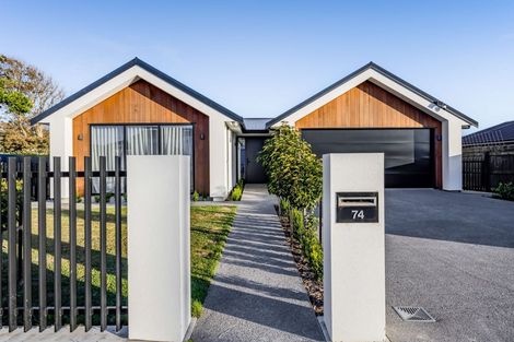 Photo of property in 74 Turuturu Road, Hawera, 4674