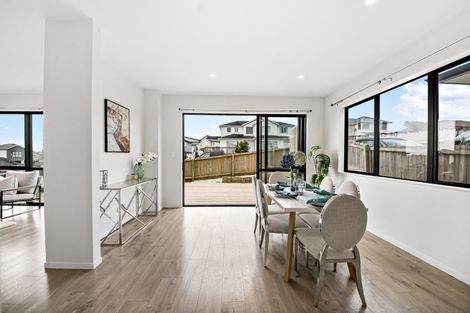 Photo of property in 38b Mcwhirters Farm Lane, Massey, Auckland, 0614