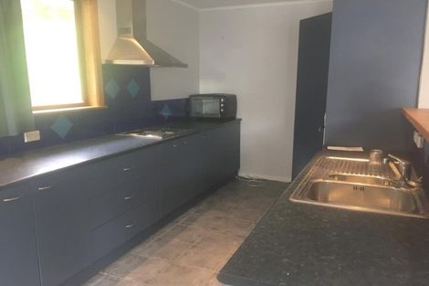 Photo of property in 198 Sievers Grove, Cannons Creek, Porirua, 5024