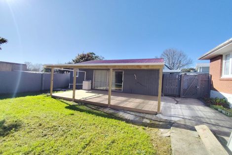 Photo of property in 26 Larnoch Road, Henderson, Auckland, 0610