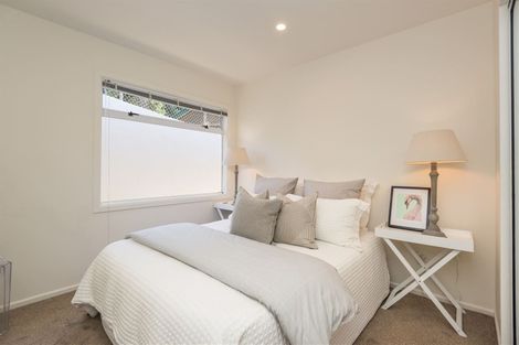 Photo of property in 71 Mount Pleasant Road, Mount Pleasant, Christchurch, 8081