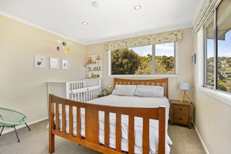 Photo of property in 43 Cedar Street, Maungaraki, Lower Hutt, 5010