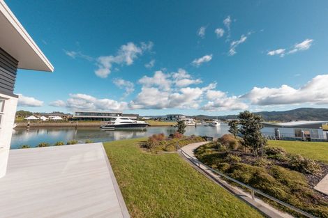 Photo of property in 16 Vanita Drive, Whitianga, 3510