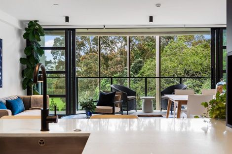 Photo of property in 305/8 Kingsland Terrace, Kingsland, Auckland, 1021