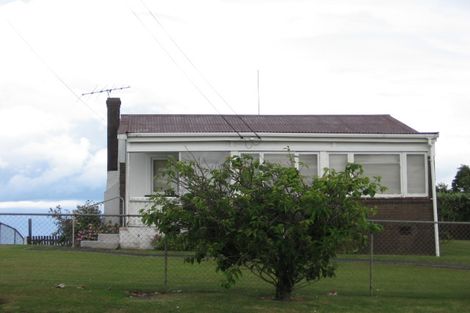 Photo of property in 113 Donovan Street, Blockhouse Bay, Auckland, 0600