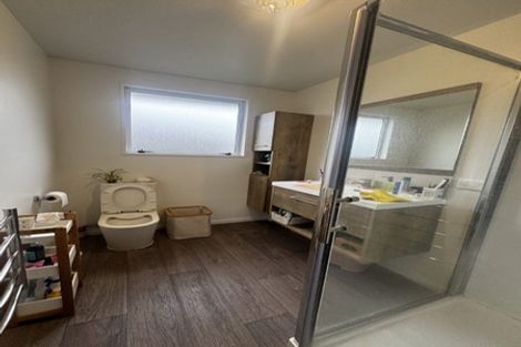 Photo of property in 17 Abingdon Court, Avonhead, Christchurch, 8042