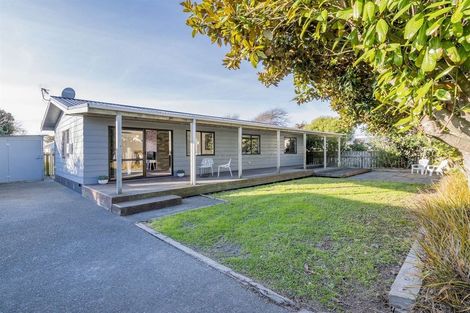 Photo of property in 62 Atkinson Avenue, Otaki Beach, Otaki, 5512