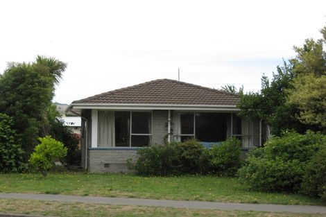 Photo of property in 35 Kawau Crescent, Bromley, Christchurch, 8062