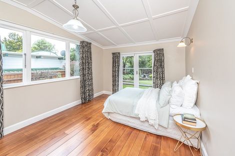 Photo of property in 12 Tregarth Street, Saint Johns Hill, Whanganui, 4501