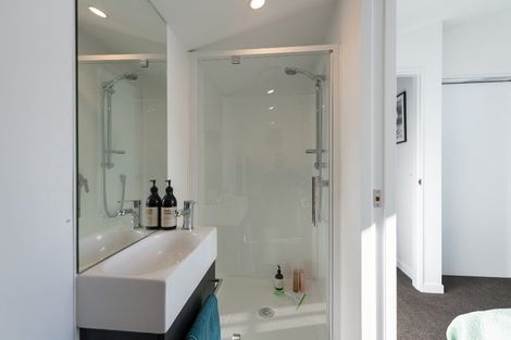 Photo of property in 8/24 Princess Terrace, Newtown, Wellington, 6021