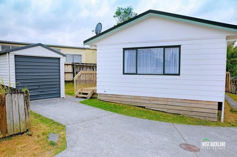 Photo of property in 34e Ranui Station Road, Ranui, Auckland, 0612
