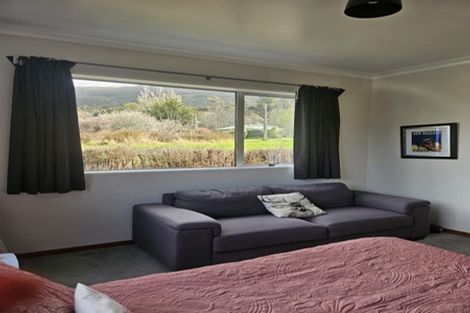 Photo of property in 42 Helvellyn Street, Woodside, Outram, 9073