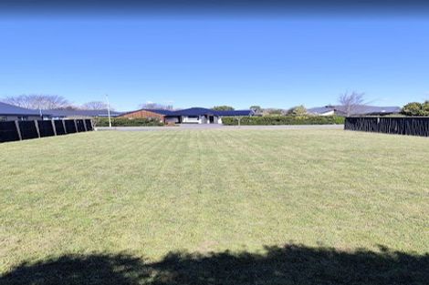 Photo of property in 41 Holiday Drive, Mairehau, Christchurch, 8052