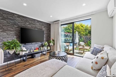 Photo of property in 36 Wharara Lane, Massey, Auckland, 0614