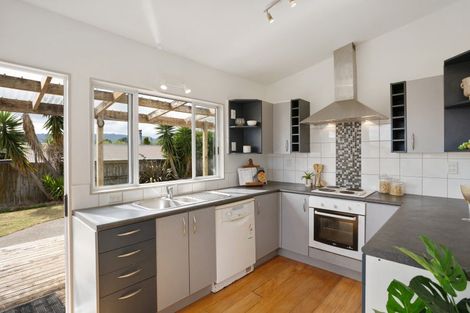 Photo of property in 3b Ruru Road, Otaihanga, Paraparaumu, 5036