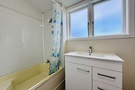 Photo of property in 28 Shakespeare Road, Waltham, Christchurch, 8023