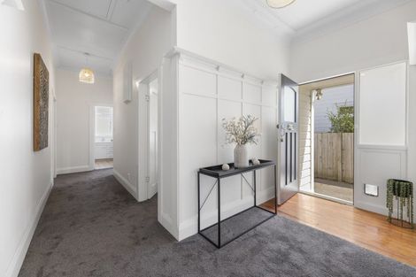 Photo of property in 10 Pretoria Avenue, Saint Clair, Dunedin, 9012