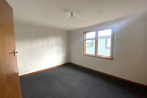 Photo of property in 16 Fraser Street, Waikiwi, Invercargill, 9810