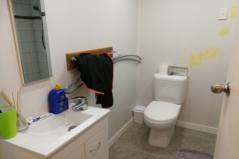 Photo of property in 11 William Souter Street, Forrest Hill, Auckland, 0620