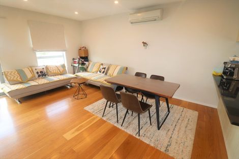 Photo of property in 9/147 Albany Highway, Unsworth Heights, Auckland, 0632