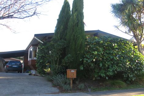 Photo of property in 6 Dunk Place, Milson, Palmerston North, 4414